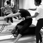 Activación del abdomen durante un ejercicio de control corporal