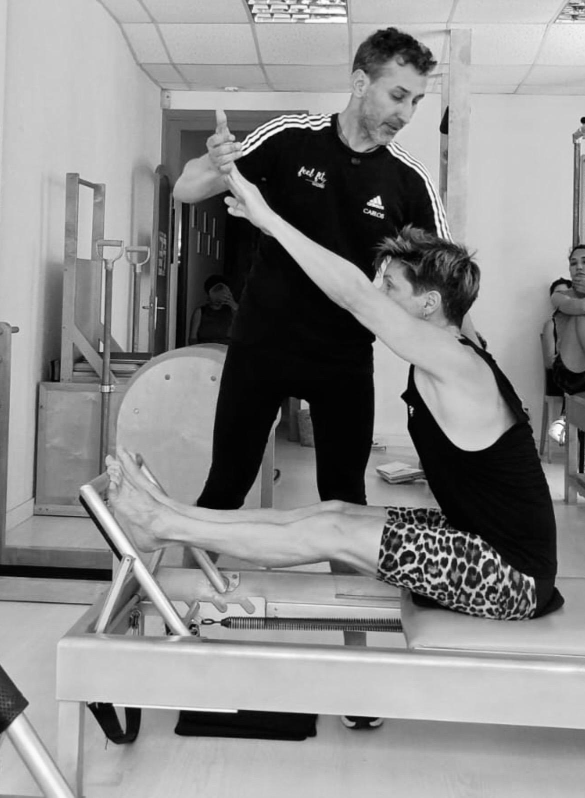 Serie de los Masajes del Estomago. Ejercicio hacia arriba o Reach up – El origen de este artículo.